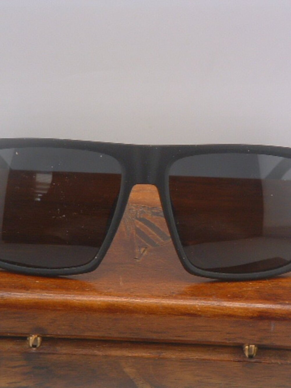 Foster Grant FGM RP 23 Sunglasses